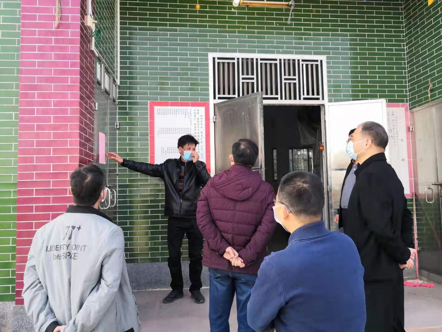 下载 (2).jpg