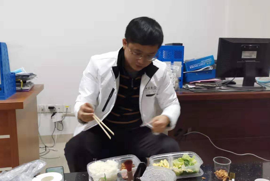 下载.jpg