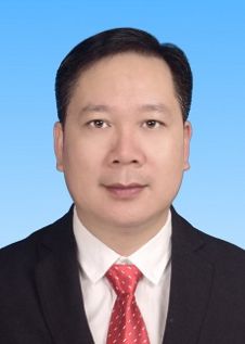 月山镇府李文锋.jpg